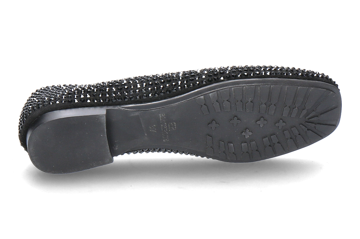 Black-Rose-Ballerina_221000240_4