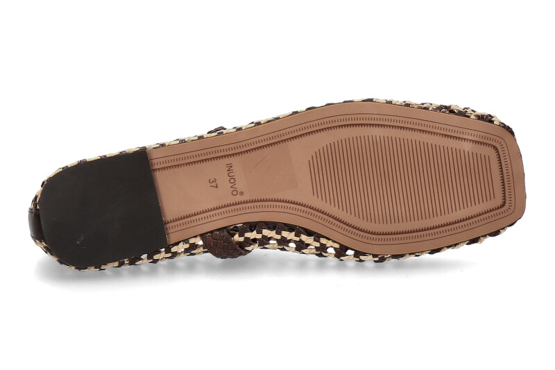 inuovo-ballerina-D41003_254300078_5