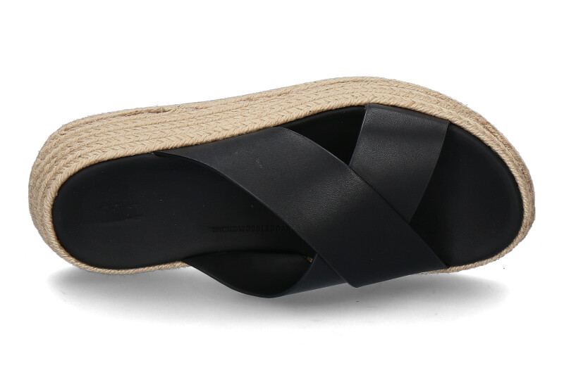 fitflop-IV5-001_271000084_5