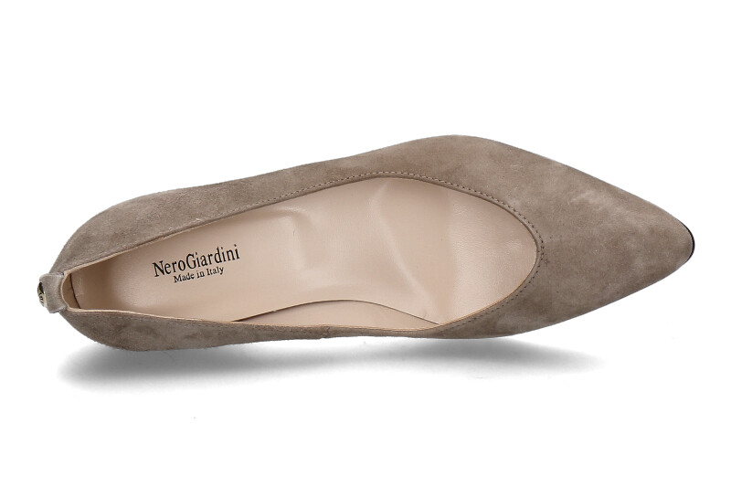 Nero Giardini 1205611DE-509_222400054_5