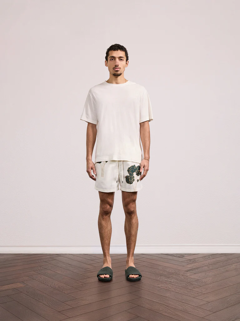 2671-593_DINIS_LINEAR_FLORAL_PRINT_T-SHIRT_IVORY_1_b5f1e2ea-d8a8-426e-af76-91bf832035bc